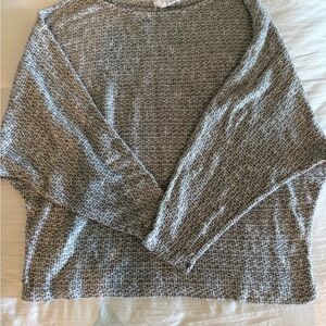 Sadie & Sage Heather Gray Crewneck Woven Sweater